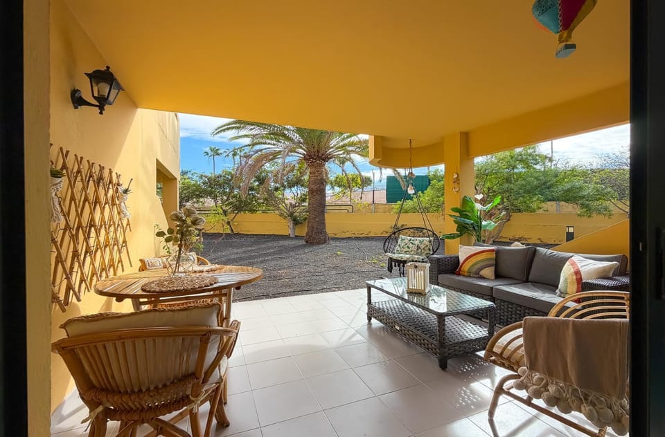 Patio, Day, Garden, Balcony/Terrace, Garden view