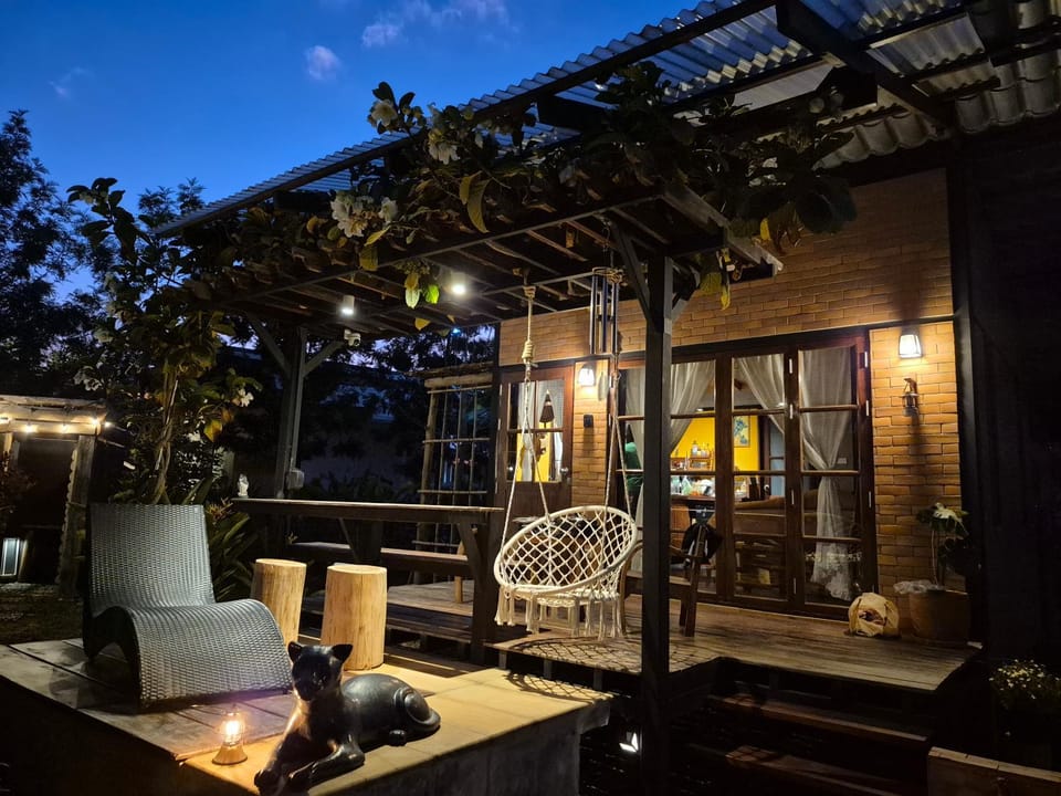Property building, Night, Balcony/Terrace, Seating area