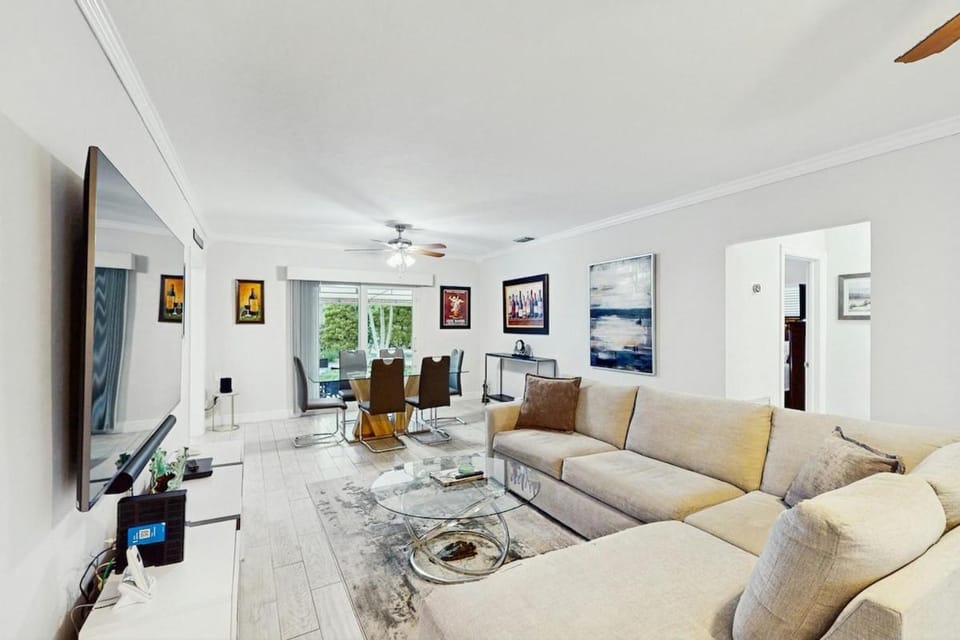 The Front House House in Fort Lauderdale