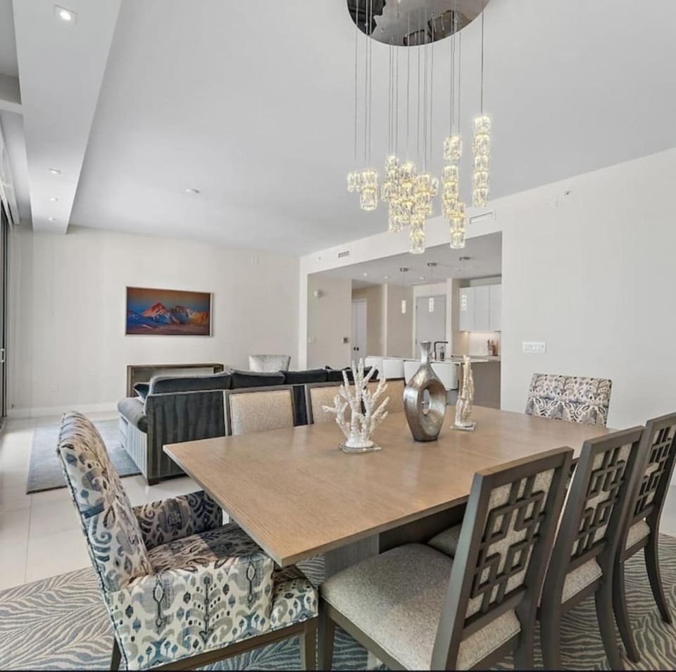 2BR 2.5 BA Modern Oceanview Condo at Amrit Resort) Apartment in Riviera Beach