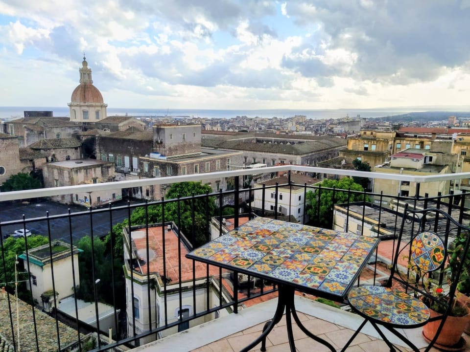 Balcony/Terrace, City view