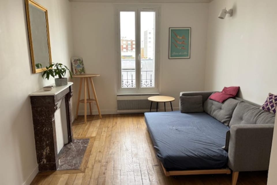 Charming accommodation at the gates of Paris Apartment in Saint-Denis, France