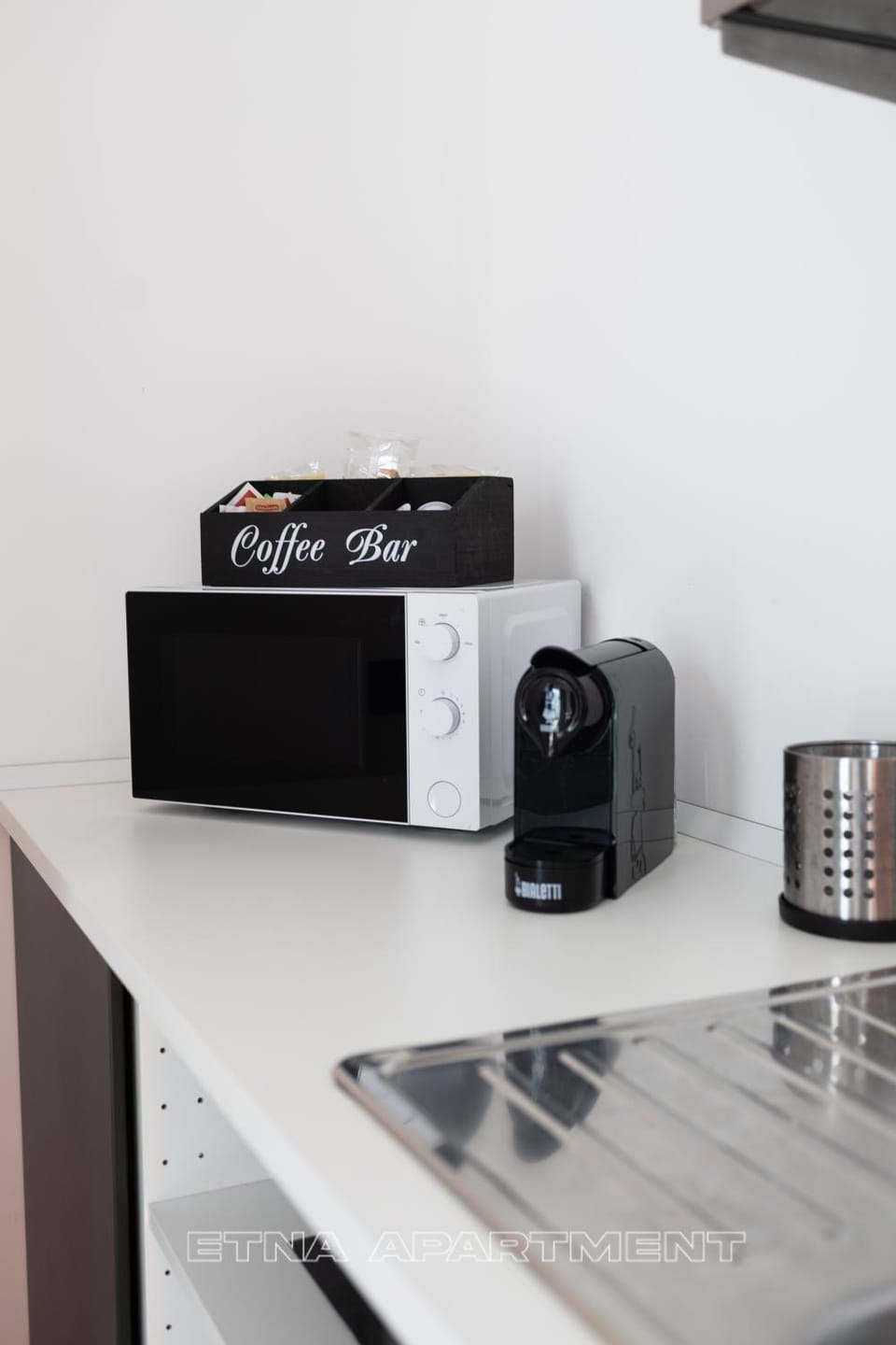 Coffee/tea facilities, Kitchen or kitchenette