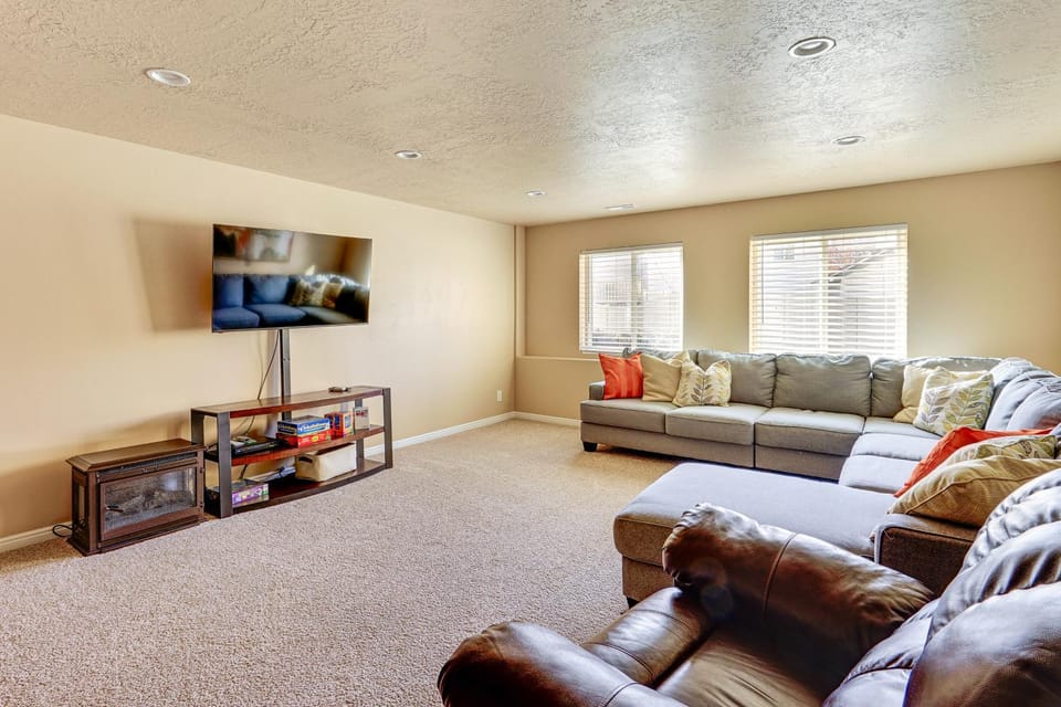 Park City Area Lodge: 9 Mi to Timber Lakes House in Heber City