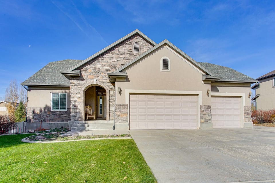 Park City Area Lodge: 9 Mi to Timber Lakes House in Heber City