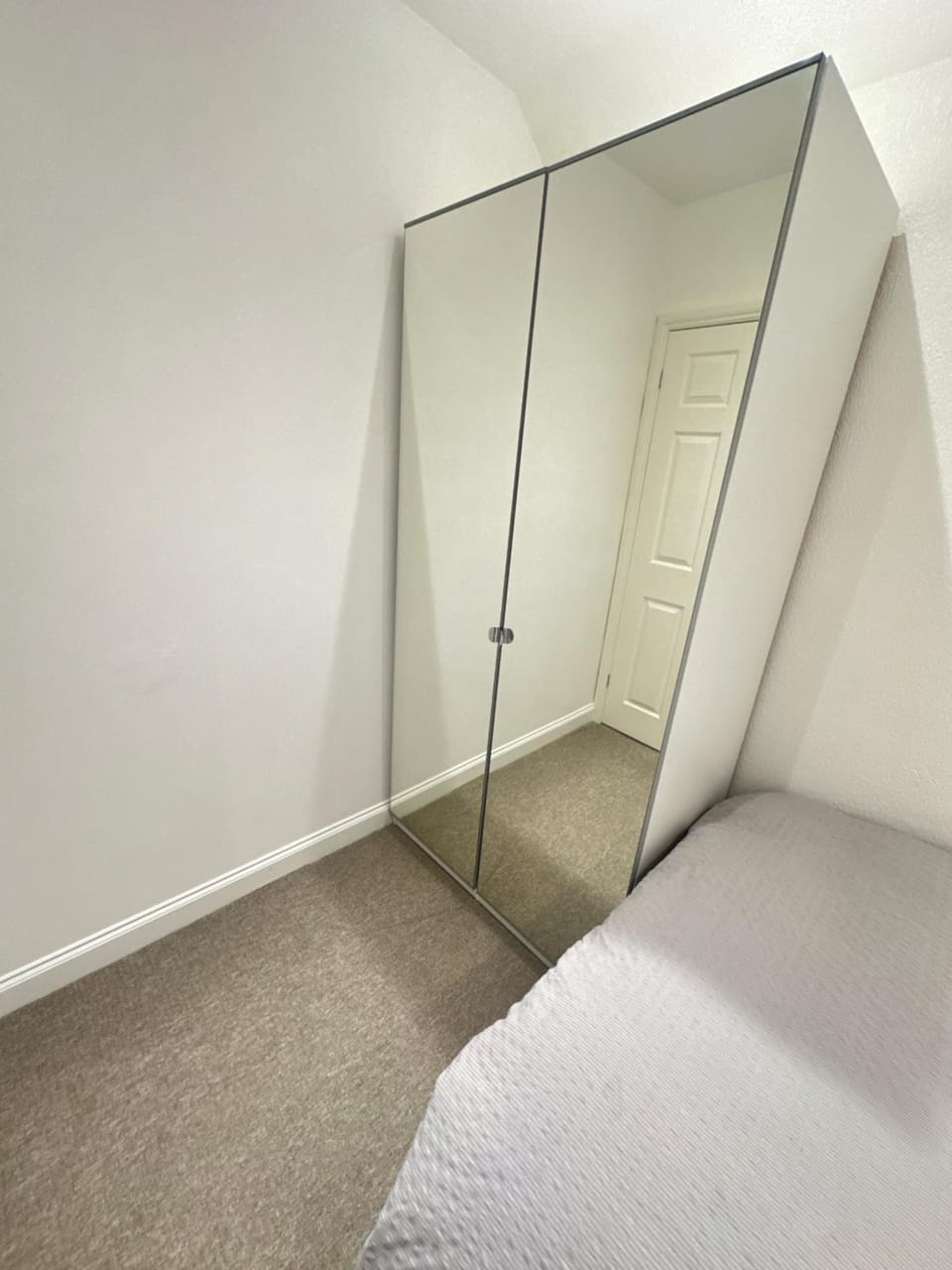 Bedroom, wardrobe
