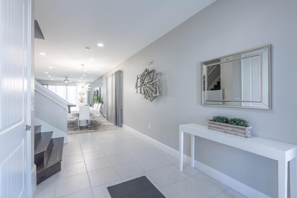 Family Friendly 6BR Home and Free EV Charger House in Osceola County