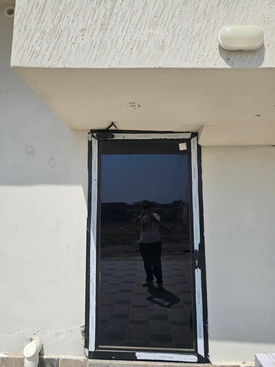 Facade/entrance