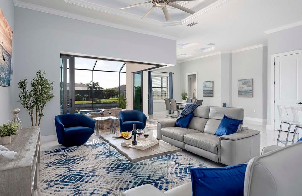 Alora Villa in Central Location with Southern Facing Fresh Water Canal - Vesteva Villa in Cape Coral