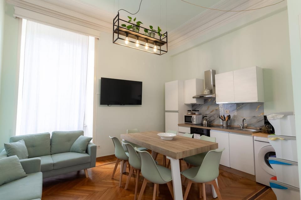 Trastevere four seasons Tiber View Apartment in Rome