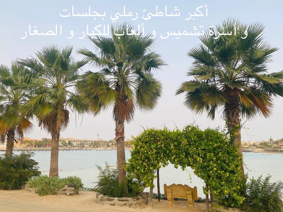 Nearby landmark, Day, Natural landscape, Beach, Lake view, Sea view