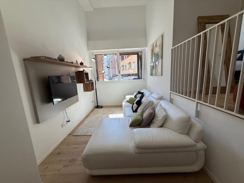 Three-room apartment sleeps 6 City Life Fiera San Siro Apartment in Milan