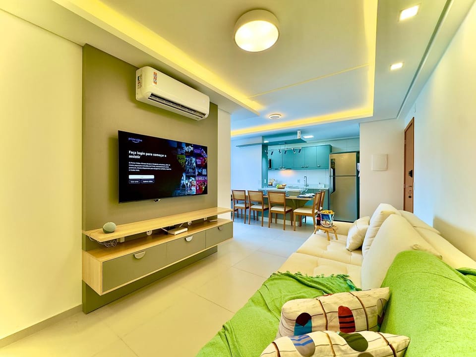 TV and multimedia, Living room, Evening entertainment, air conditioner