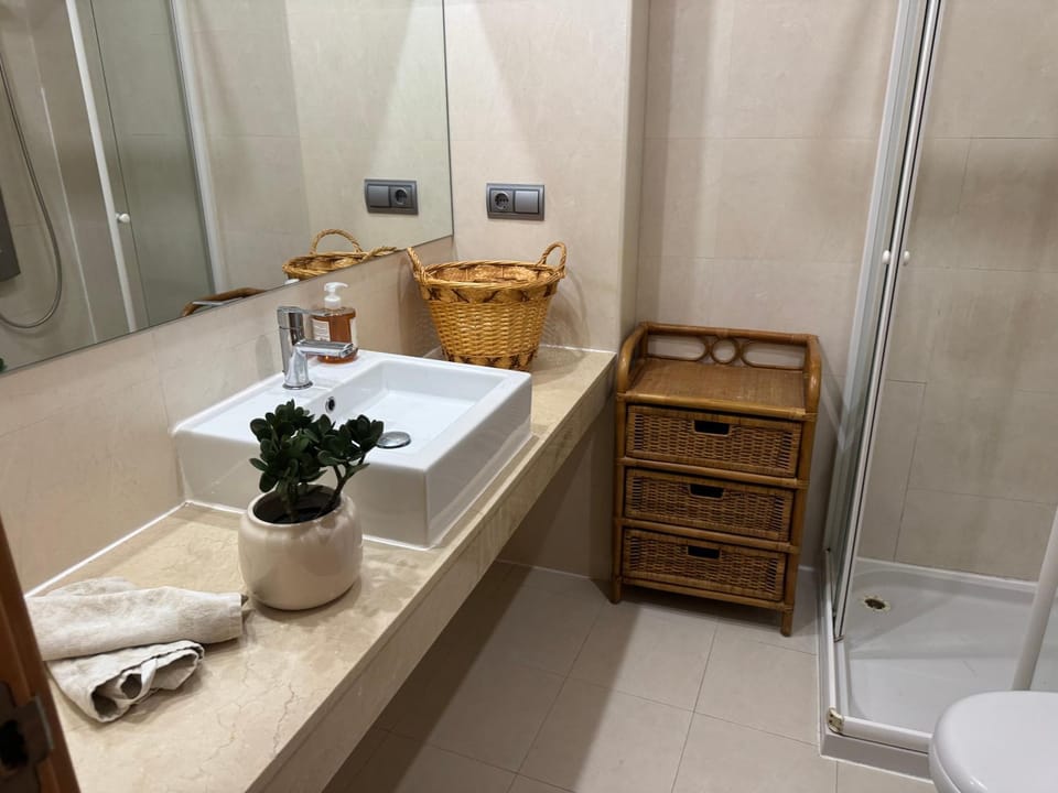 Shower, Bathroom