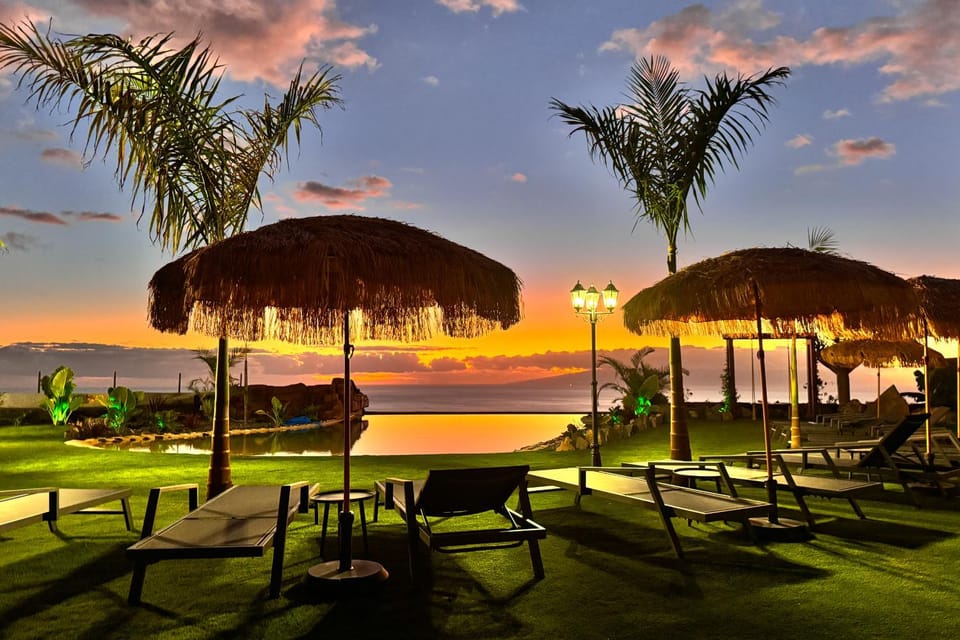 Natural landscape, Pool view, Sea view, Swimming pool, Sunset, sunbed