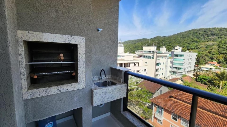 Flat com Piscina Apartment in Porto Belo