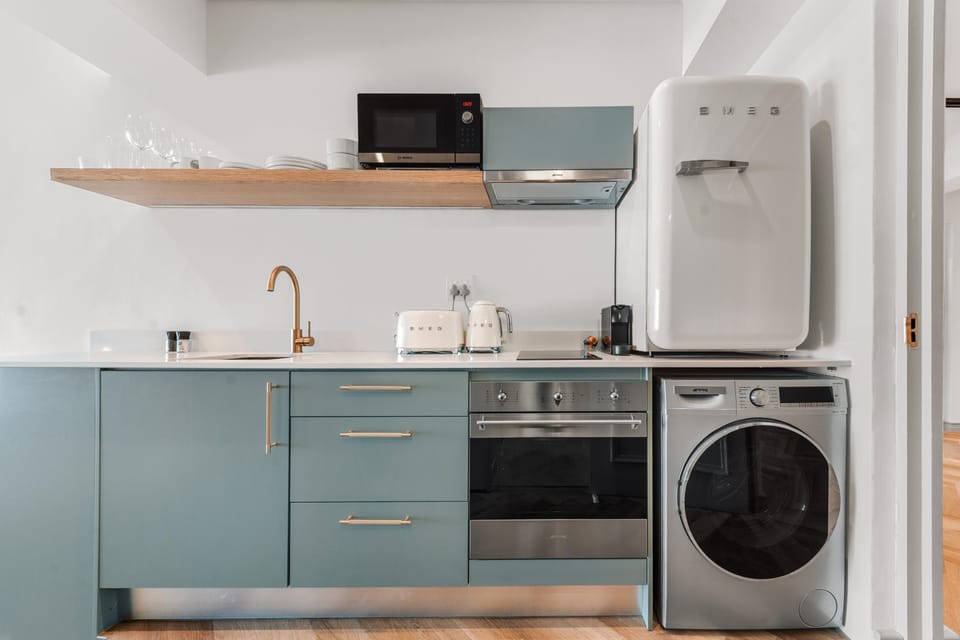 Kitchen or kitchenette, kitchen