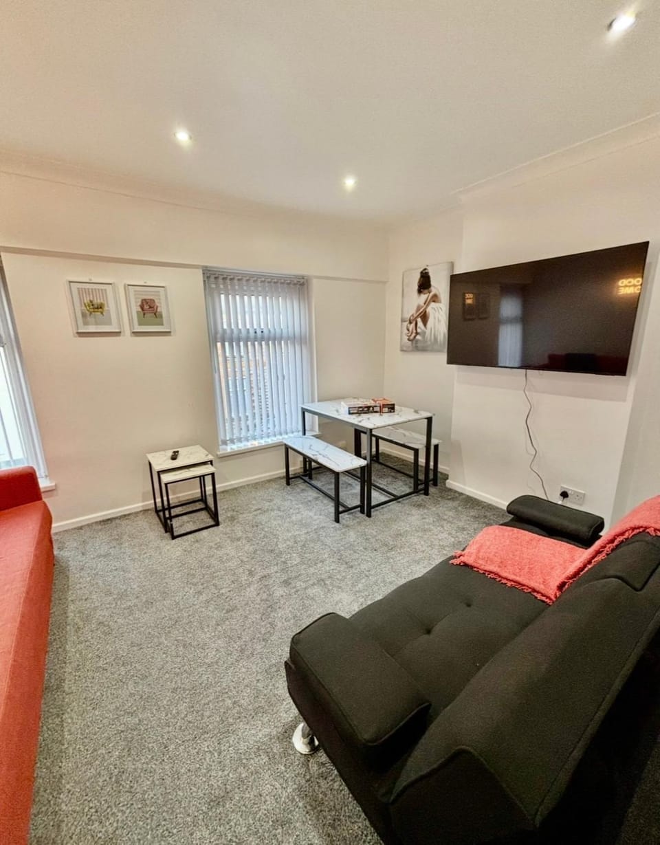 Central Cardiff Apartment Walk to Town Apartment in Cardiff
