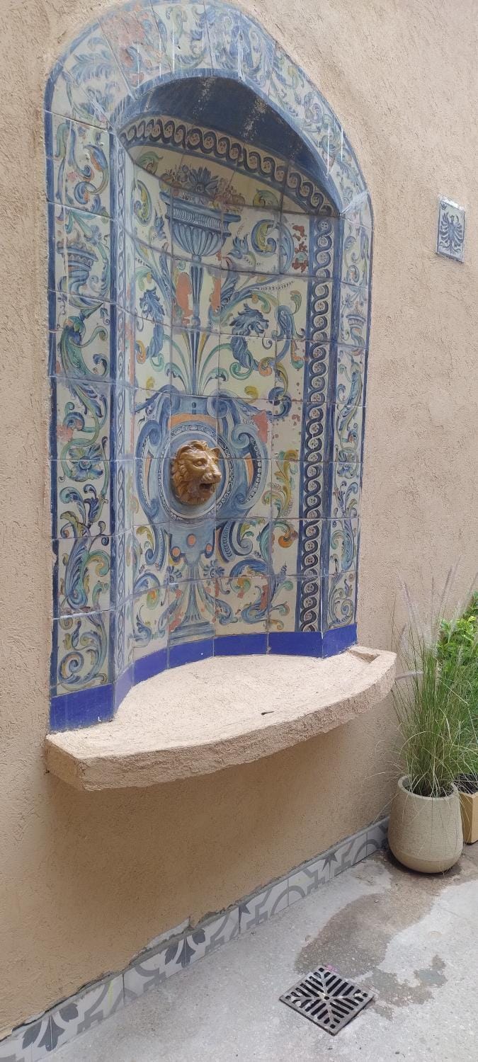 Off site, Garden