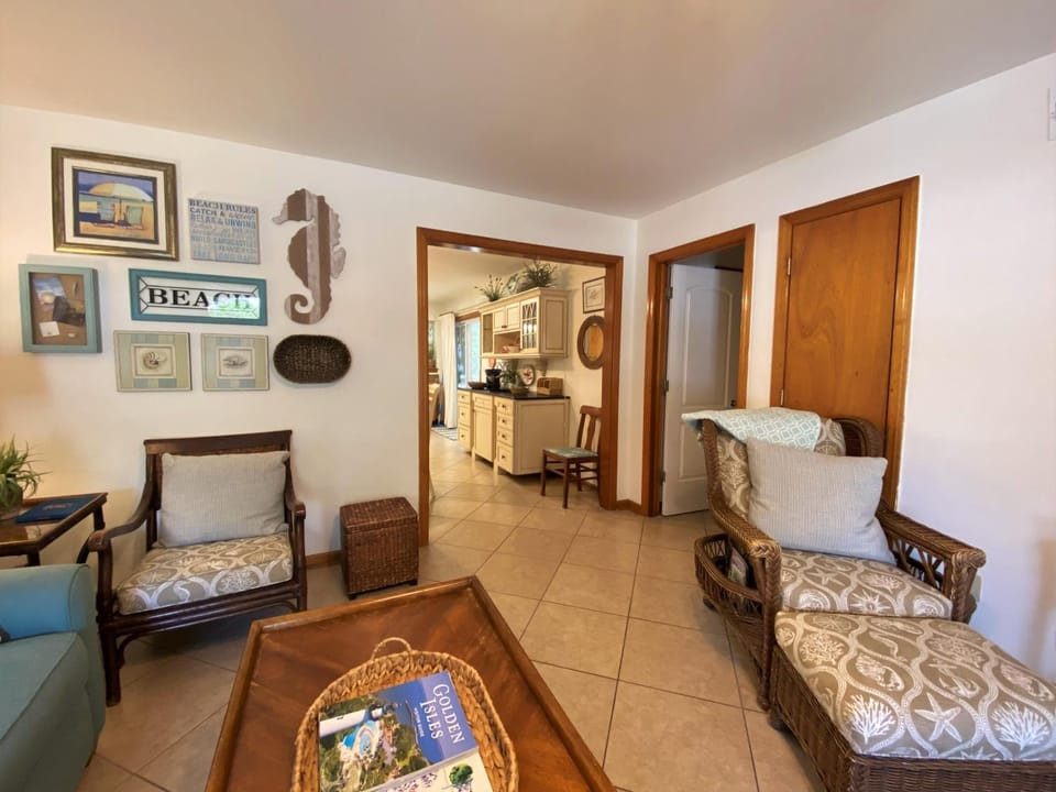 Holland House Duplex House in Camden County