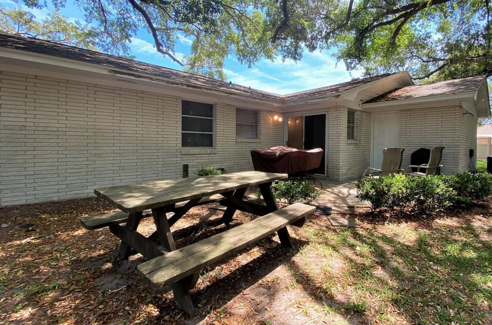 Holland House Duplex House in Camden County