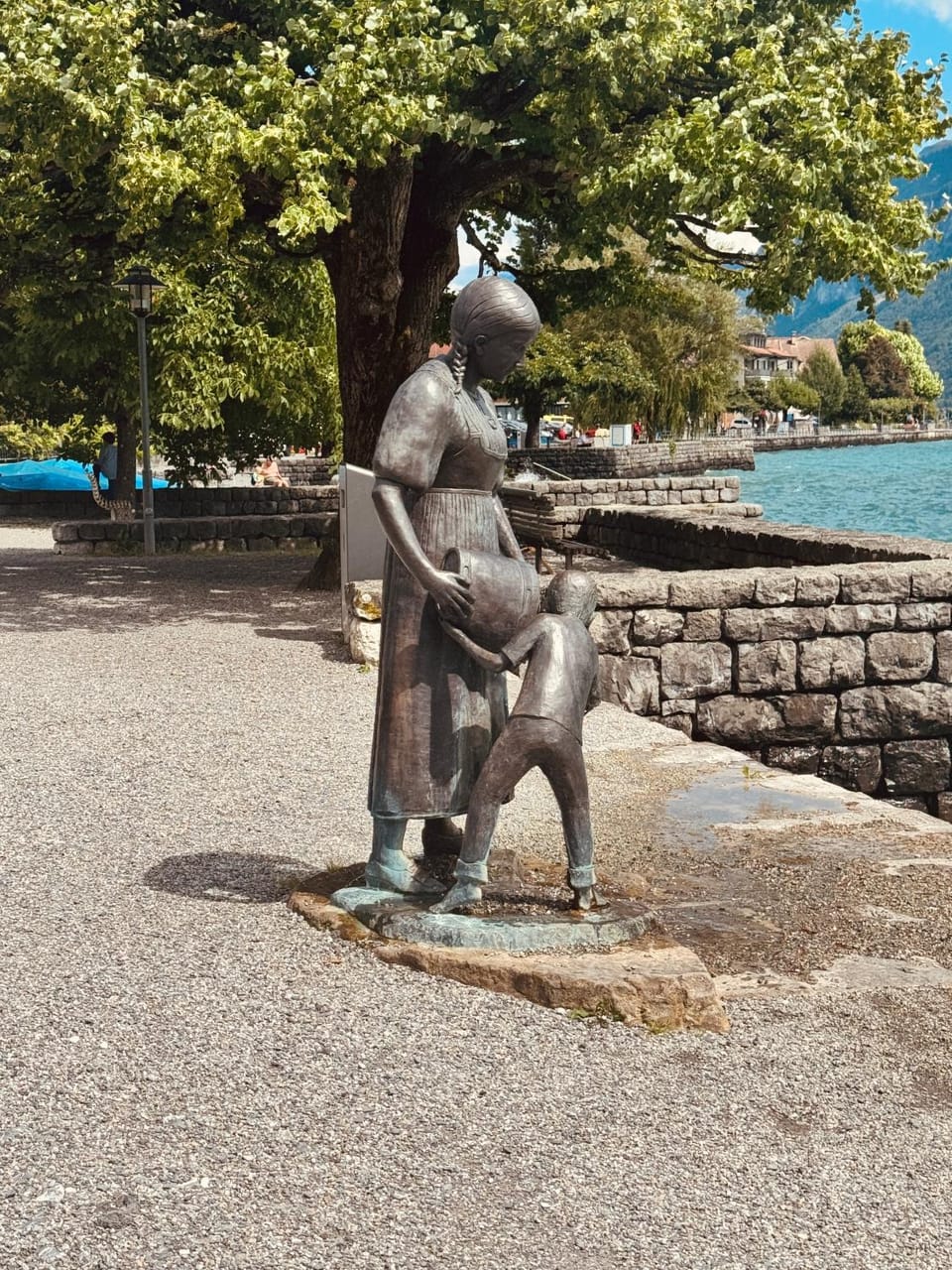 Nearby landmark, Natural landscape