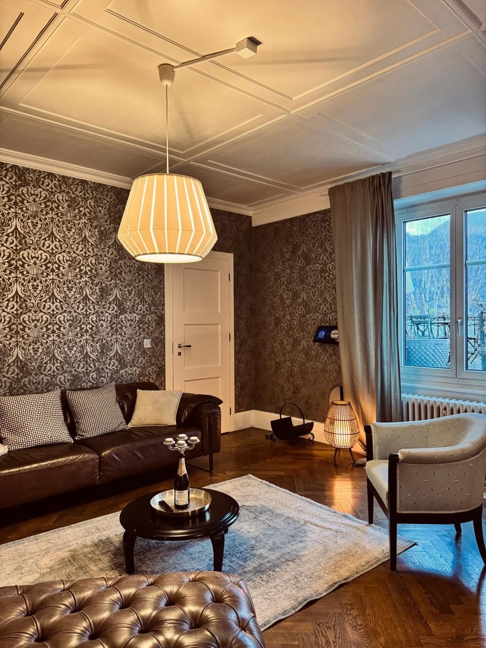 Living room, Photo of the whole room, Seating area