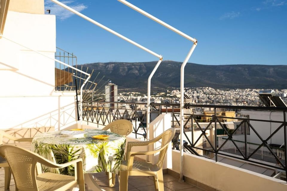 View (from property/room), Balcony/Terrace, City view