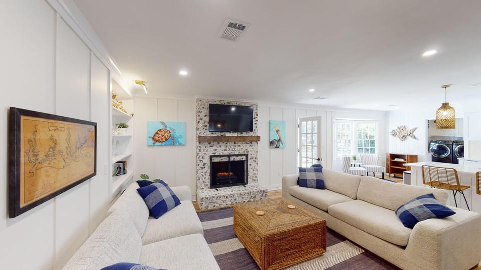 Loggerhead Lodge House in Camden County
