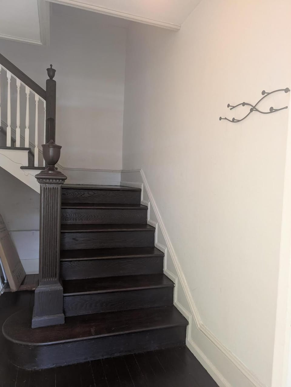 Fantastic updated apartment with parking Apartment in Flourtown