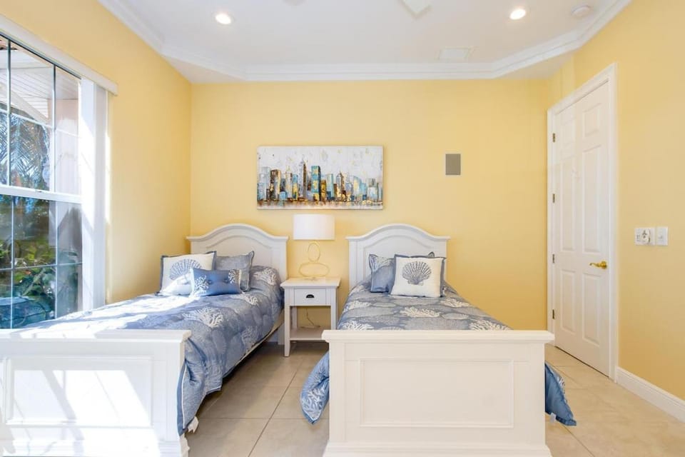 Magic Sunset - Luxurious Vacation Home with Gulf A Villa in Cape Coral