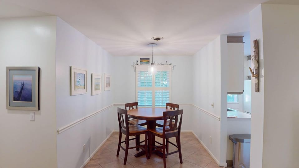 Beachbreak House in Camden County