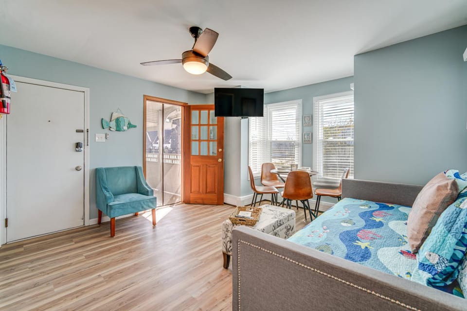 Walk to Beach & Boardwalk: Ocean City Haven! House in Ocean City