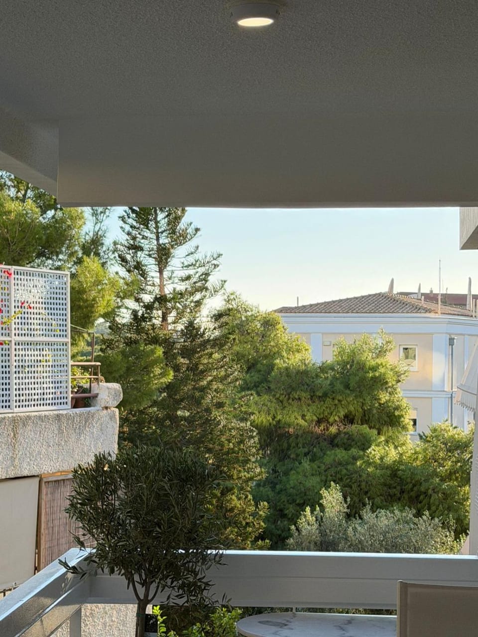 Day, Natural landscape, View (from property/room), Balcony/Terrace, Garden view, Quiet street view