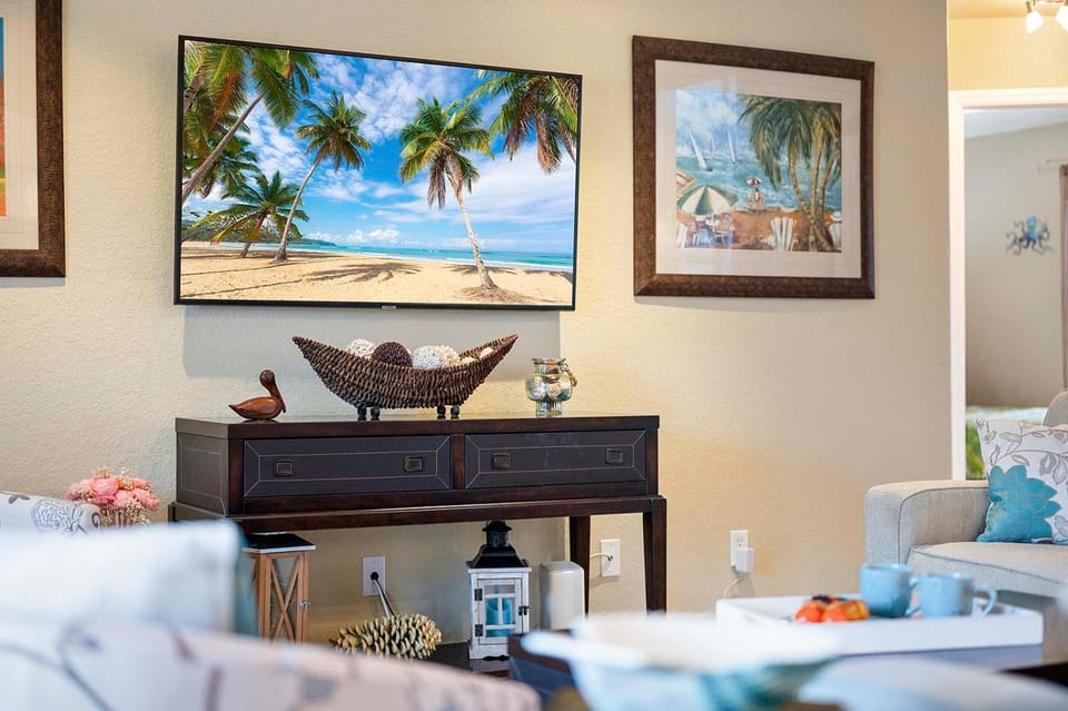 Peaceful Paradise - SW Vacation Villa near Cape Harbor Villa in Cape Coral