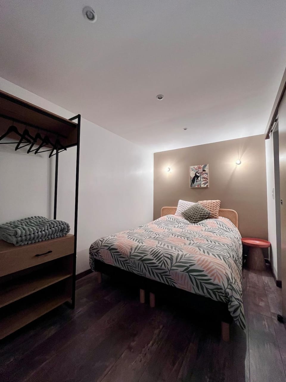 Bed, Bedroom