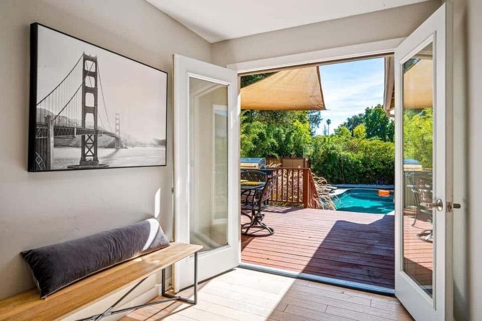 Modern Napa 3BD Wine Country Escape with Pool and Spa House in Napa Valley