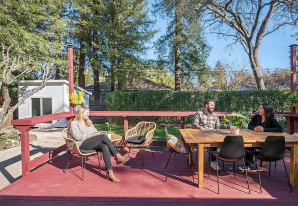 Modern 3BR Home in Napa with Hot Tub & Detached Office House in Napa Valley