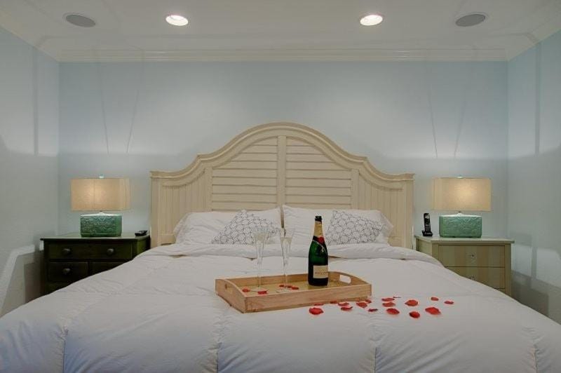 Summertime - Direct River and Gulf Access Villa in Fort Myers