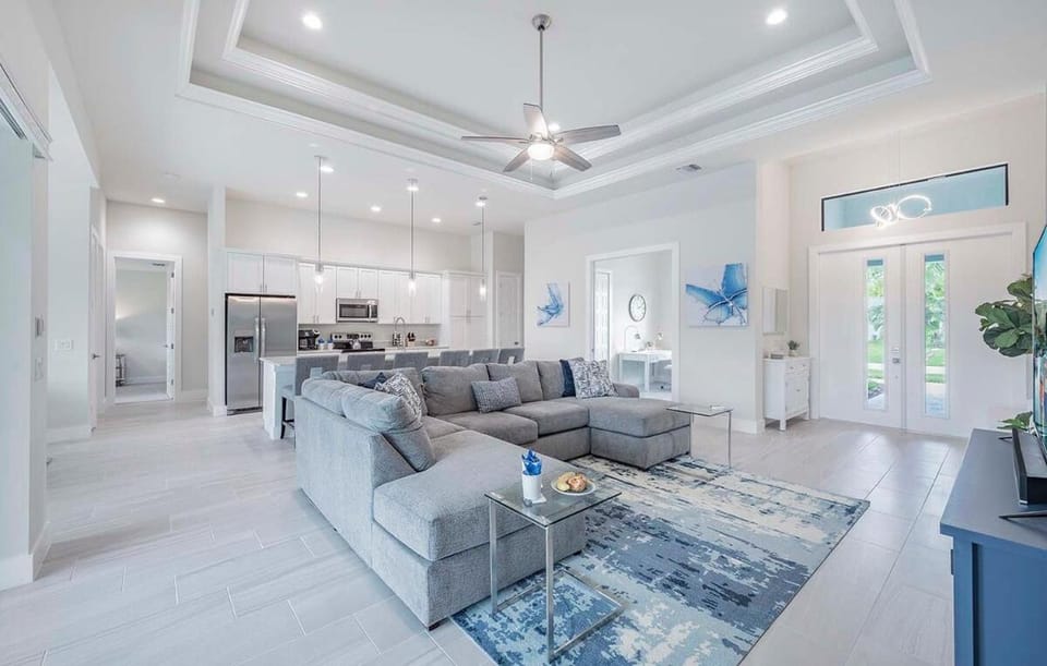 Villa Tahiti - Beautiful Brand New Home Villa in Cape Coral