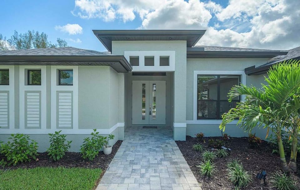 Villa Tahiti - Beautiful Brand New Home Villa in Cape Coral