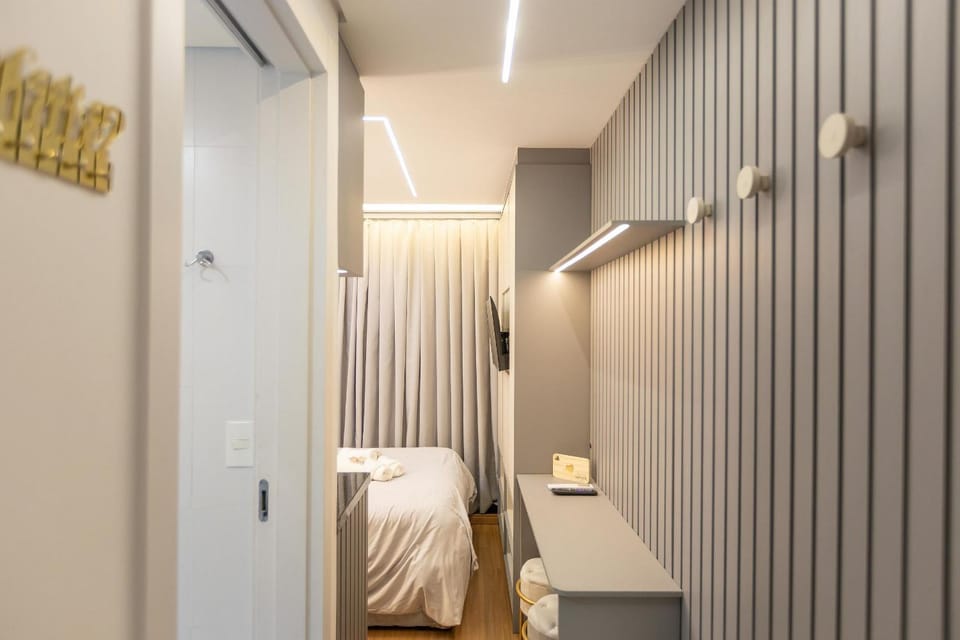 Vista Urbana | Studio LED no Batel Apartment in Curitiba