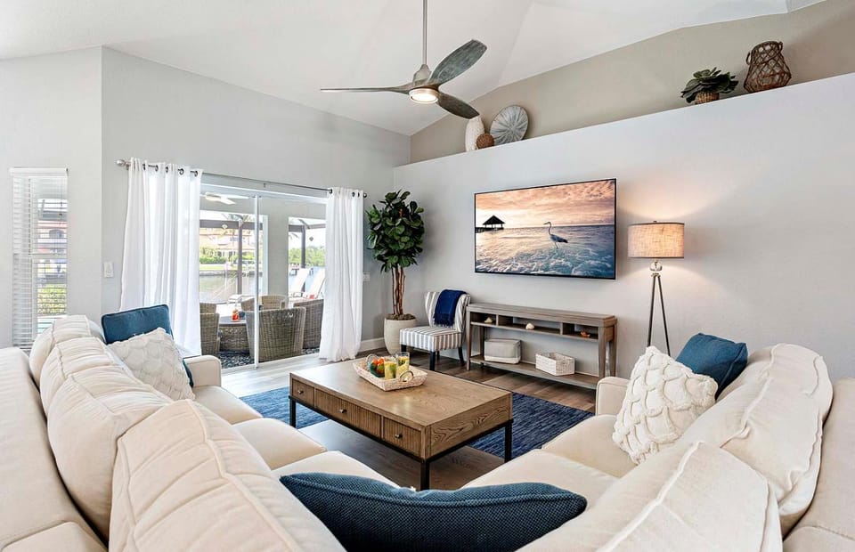 Vista Solare - Located by the Spreader with Gulf Access Villa in Cape Coral