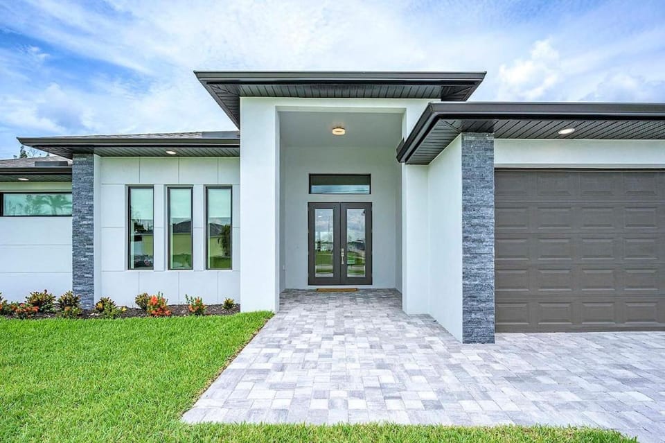 What the Hale - Brand new Vacation Home Cape Coral Villa in Cape Coral