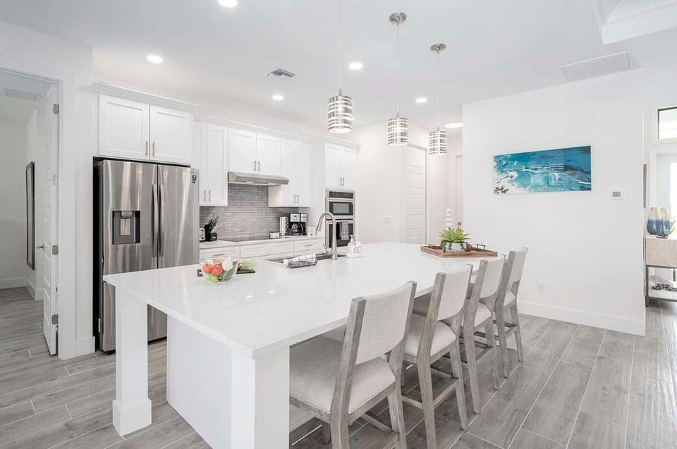 What the Hale - Brand new Vacation Home Cape Coral Villa in Cape Coral
