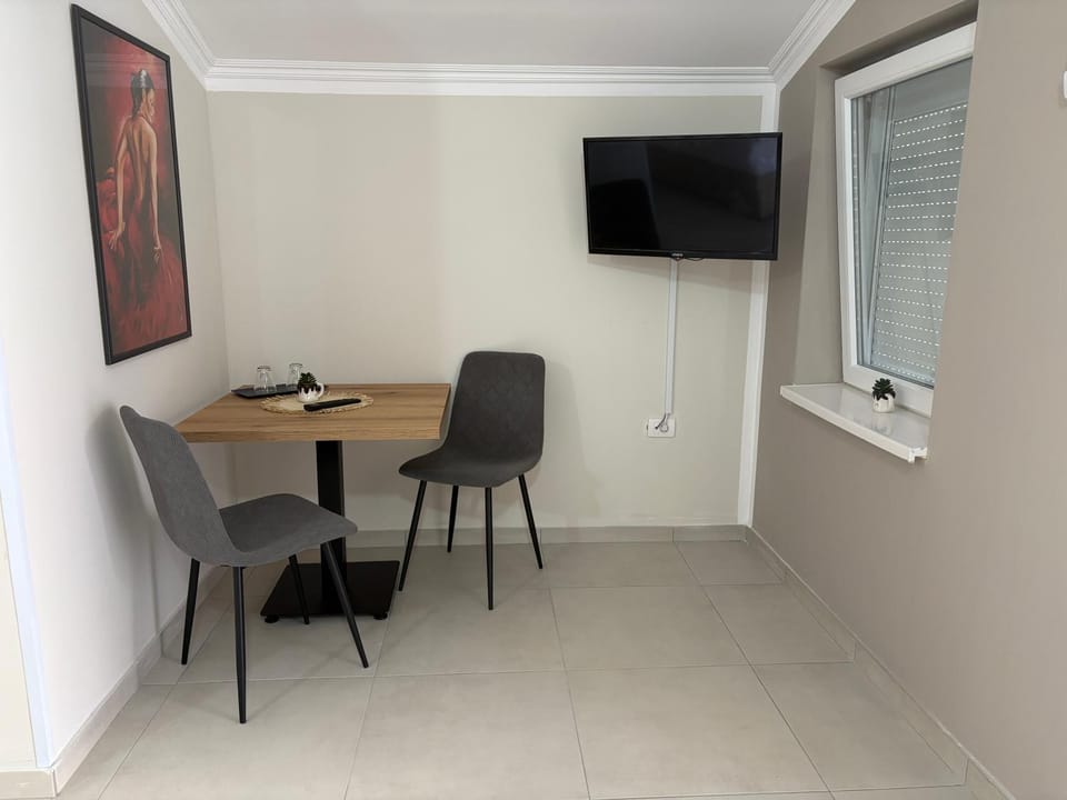 Casa di Pino Apartment in Timiș County