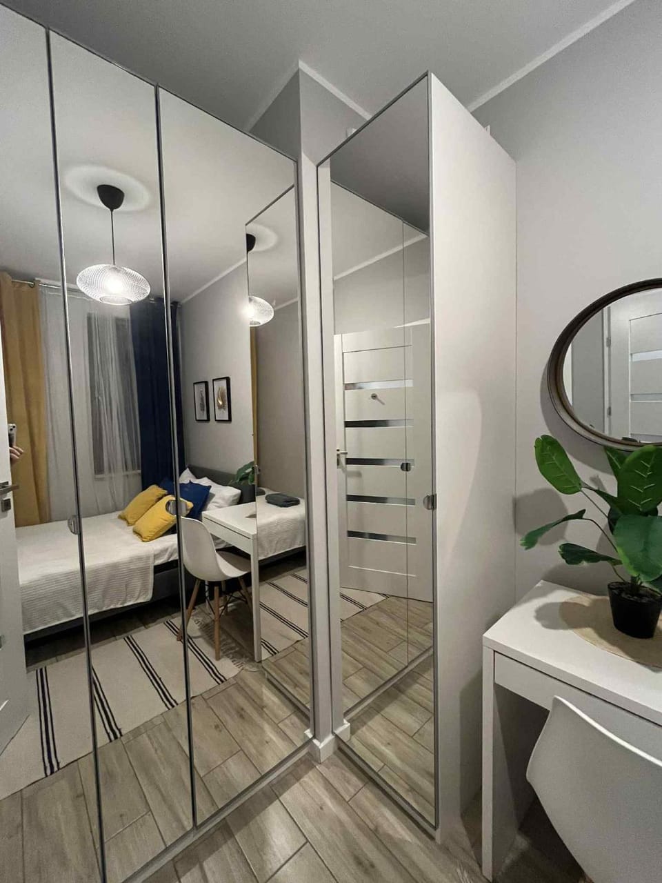 Bed, Bedroom, wardrobe