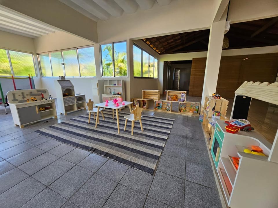 Balcony/Terrace, Living room, Seating area, Kids's club