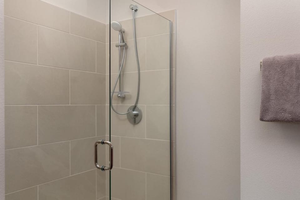 Columbia Gorge Recess House in White Salmon