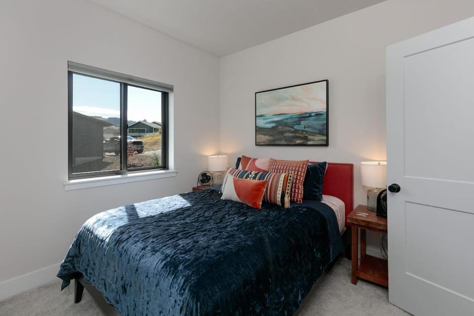 Columbia Gorge Recess House in White Salmon